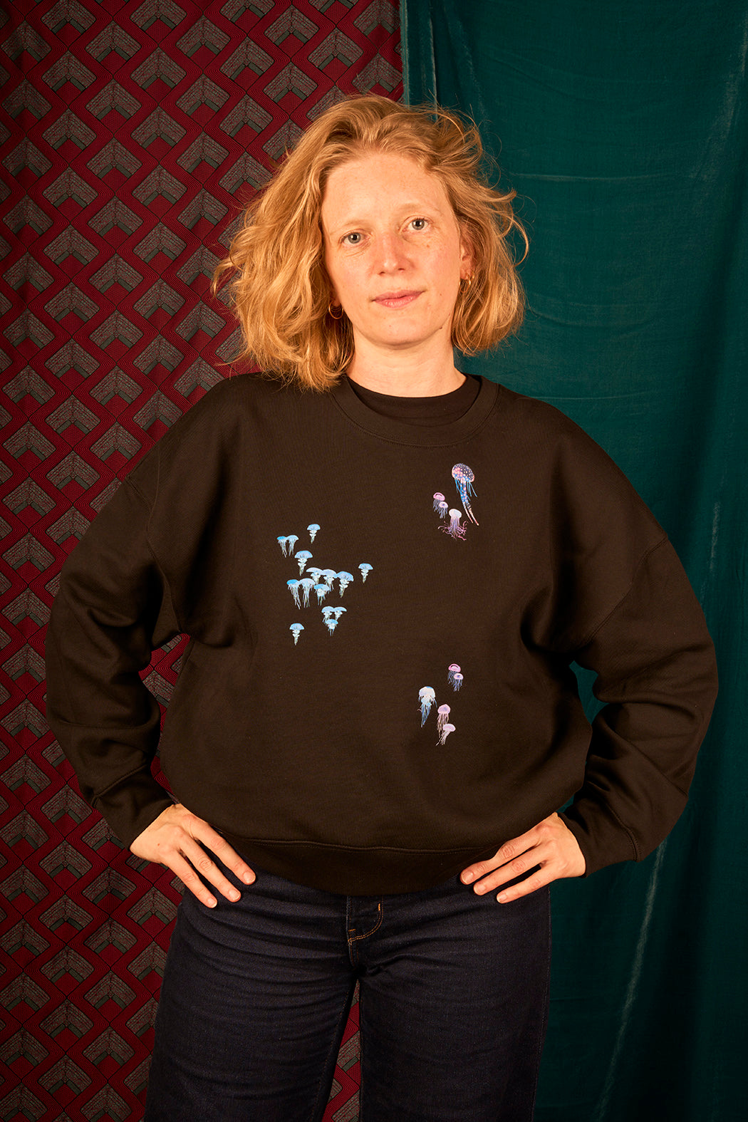 Sweat femme large crop coupe boxy motif 