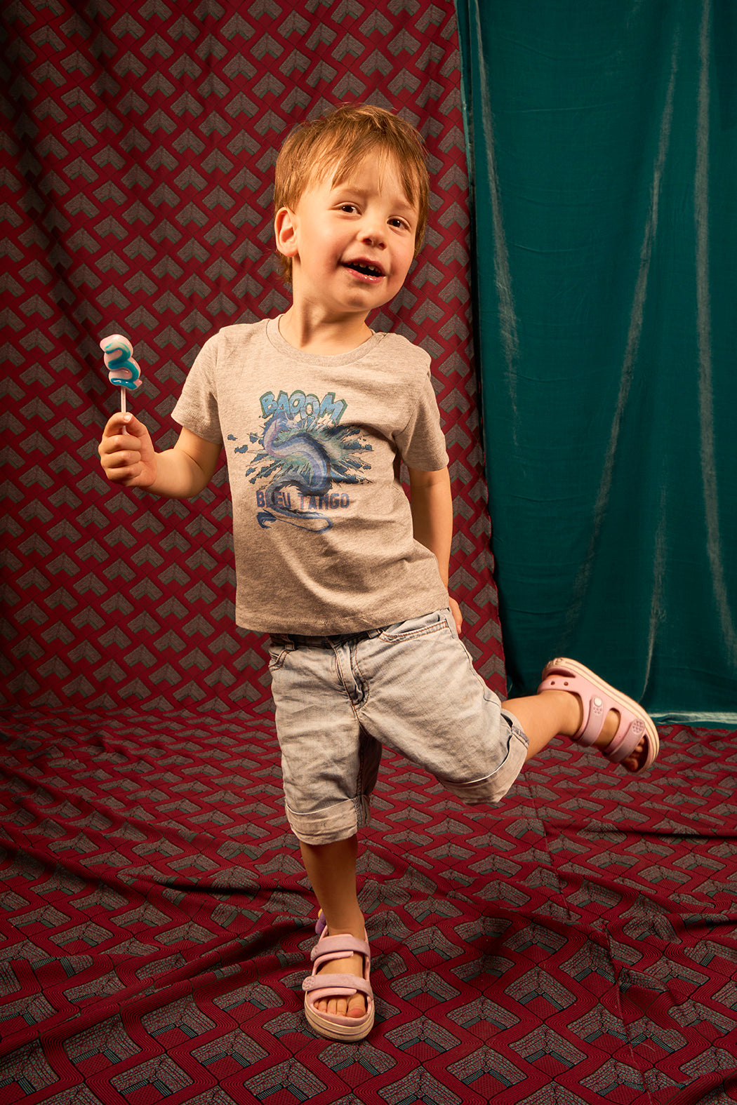 T-shirt bébé et enfant motif 