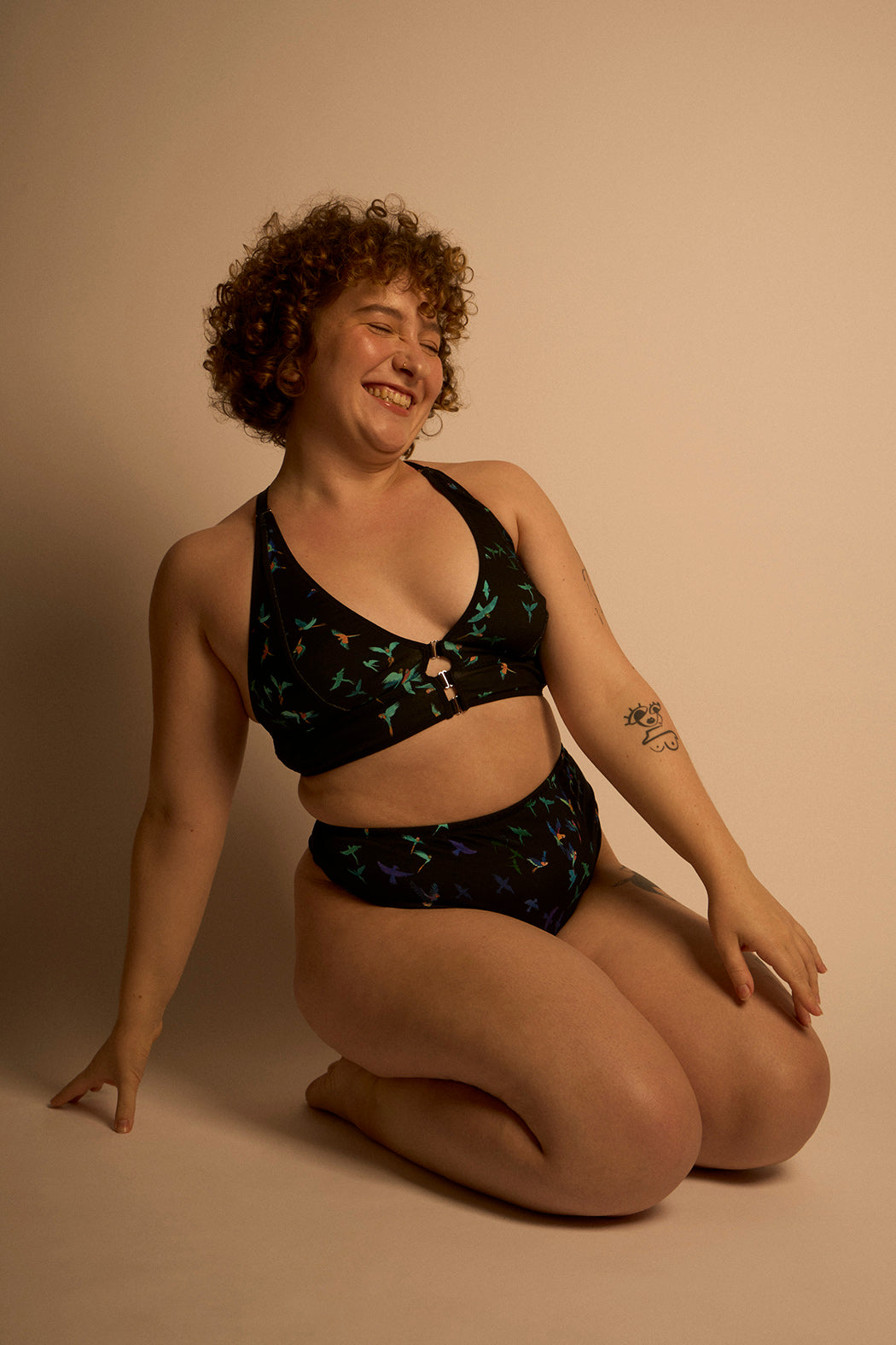 Tanga taille haute Charlotte motif Ara Maison Finou x BT