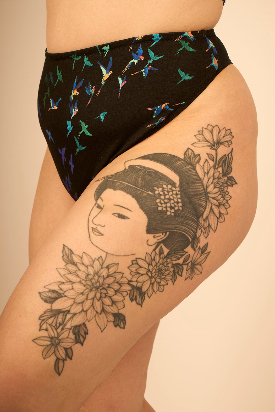 Tanga taille haute Charlotte motif Ara Maison Finou x BT