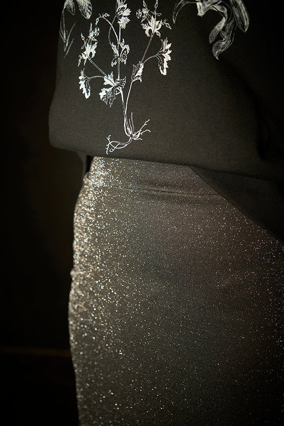 Sweat hoodie à capuche large crop coupe boxy motif 