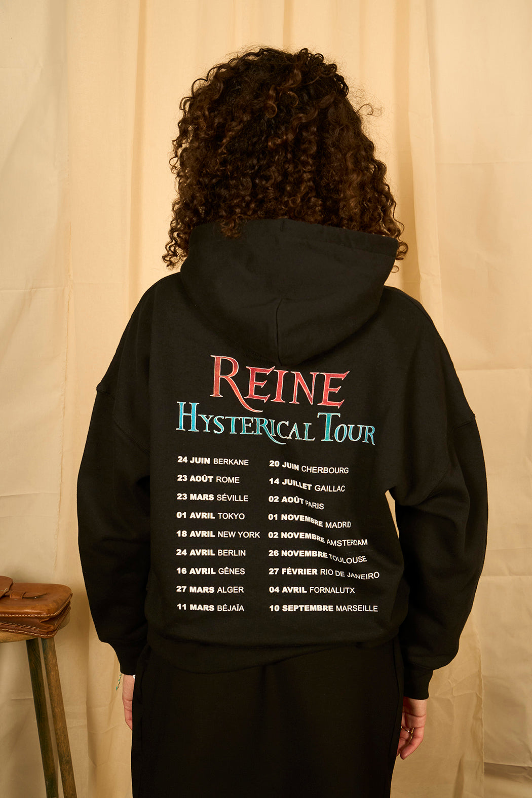 Sweat hoodie à capuche large crop coupe boxy motif 