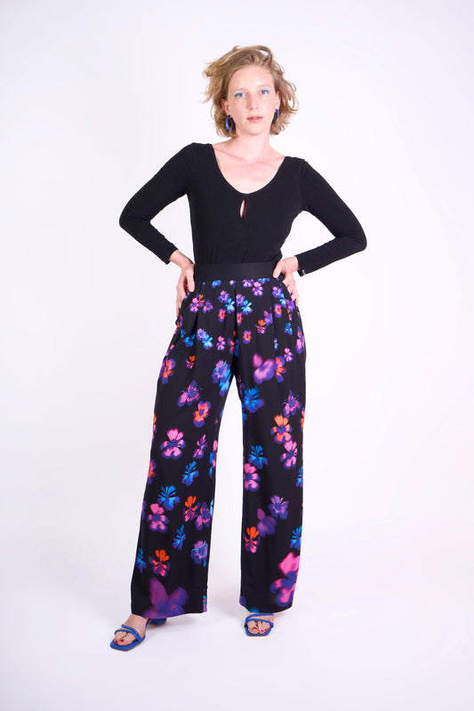 Pantalon fluide "Riviera" motif Fleurs floues