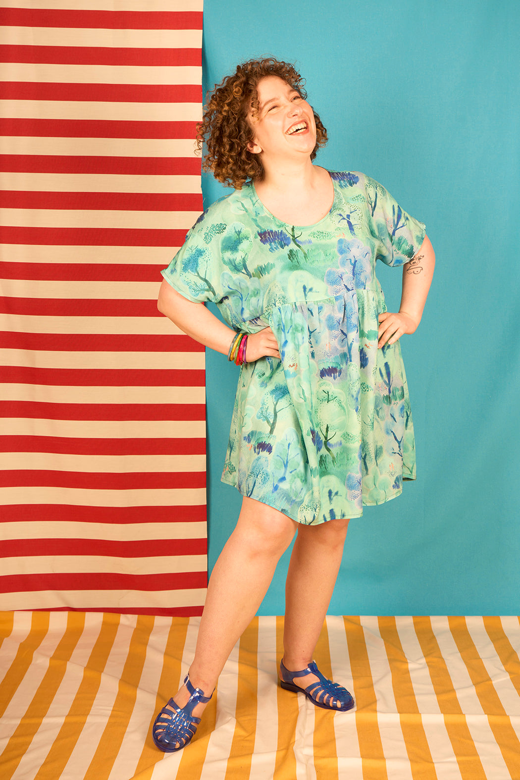 Robe courte ample et confort 