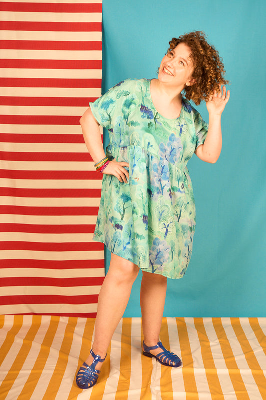 Robe courte ample et confort "Canicule" motif D'amour et d'eau fraîche