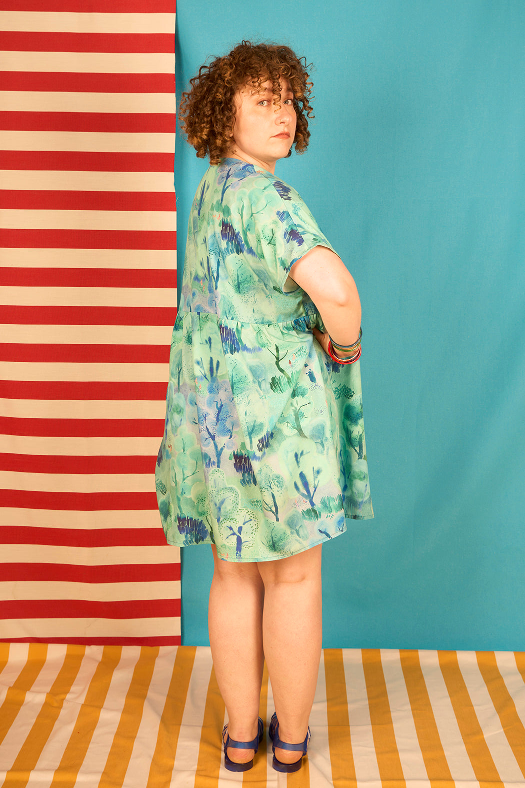 Robe courte ample et confort 