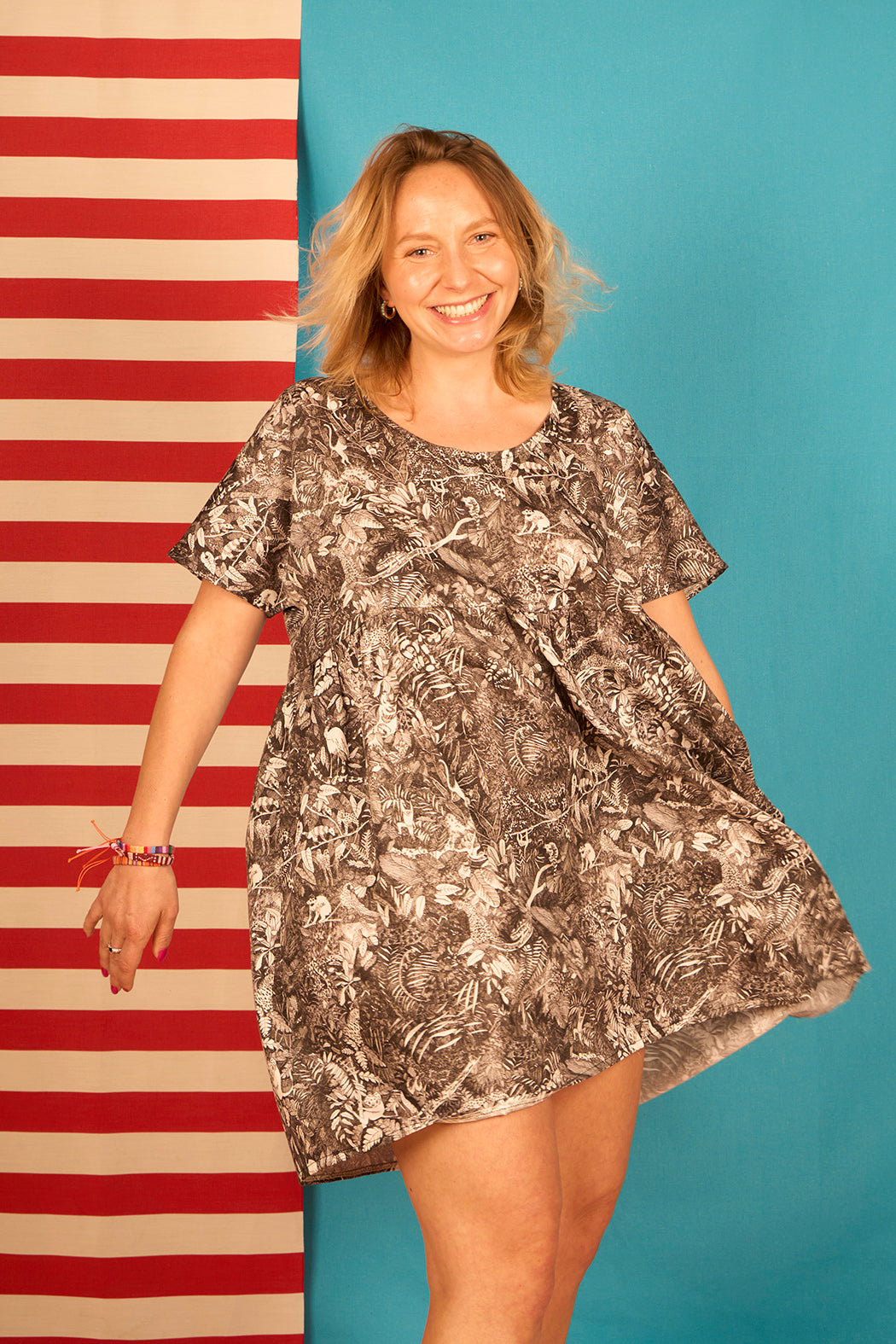 Robe courte ample et confort 