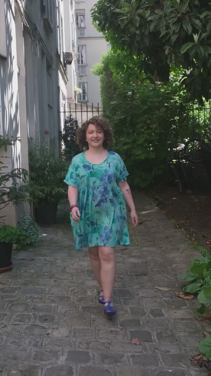 Robe courte ample et confort 